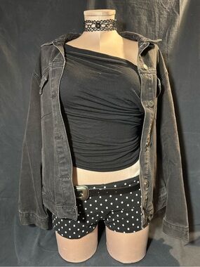 Vintage-Inspired Black Jean Jacket - Women's Black Jean Jacket